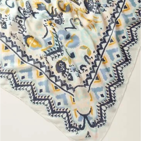 Stella & Dot Pareo Ikat Wrap/Scarf - Picture 2 of 3